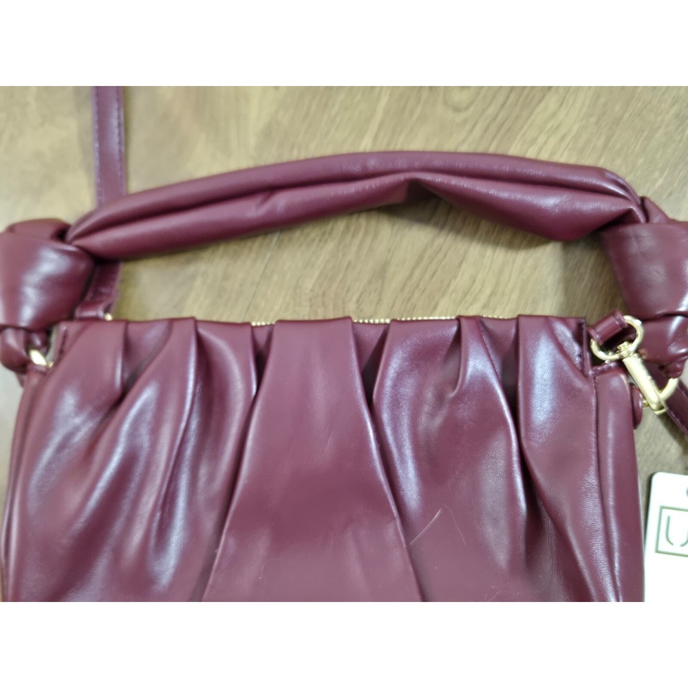 Urban Expressions Certified Vegan Handbag / Shoulder Bag Pockets Zip Closure Red - Picture 3 of 7